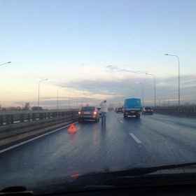Очевидец: На Софийской пять аварий подряд и пробка