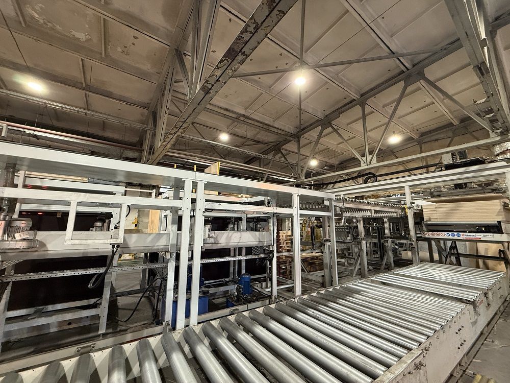 «Свеза» в Петербурге усовершенствовала оборудование для раскроя фанеры