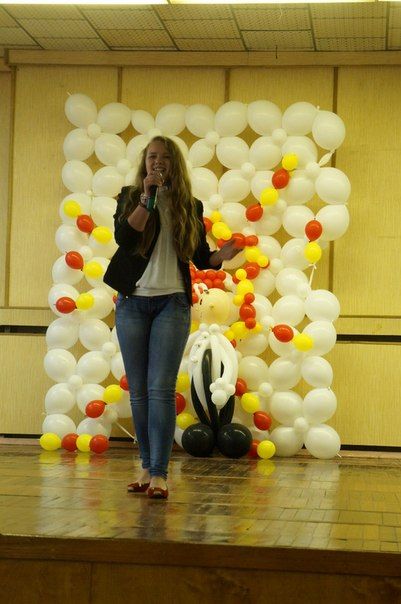 Творческие коллективы Колпинского района поздравили юных пациентов Детской городской больницы № 22