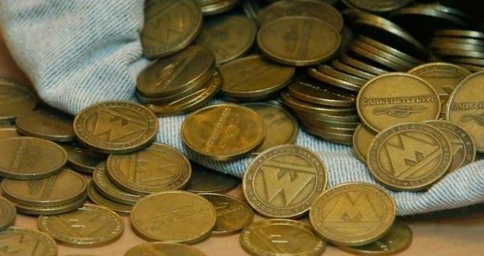 В 2026 году могут снова повысить стоимость проезда в транспорте Петербурга