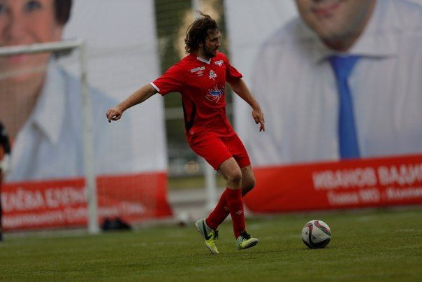 Александр Жуков поддержал наших земляков