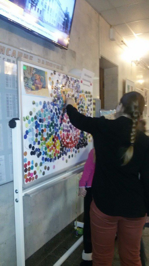В ДТДиМ открылся конкурс-выставка «Революция в искусстве»