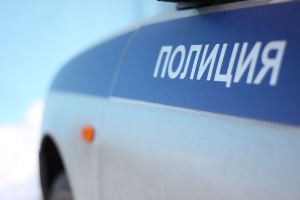 В Колпино подросток упал с балкона и погиб В Колпино подросток упал с балкона и погиб