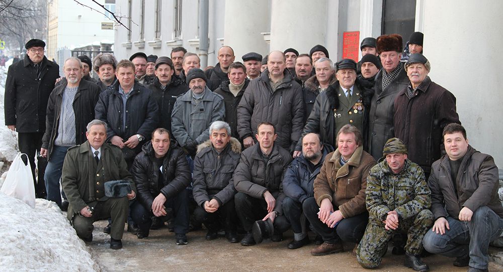 15 февраля – юбилей вывода Советских войск из Афганистана. Воинских почестей погибшим воинам отдано не будет. Но в Колпине к каждой могиле придут братья по оружию