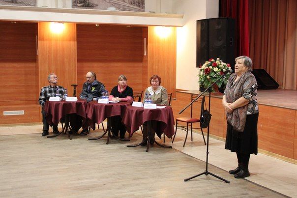 Вчера в Доме молодежи "Колпинец" состоялась презентация нового издания «Война прошла через меня...»