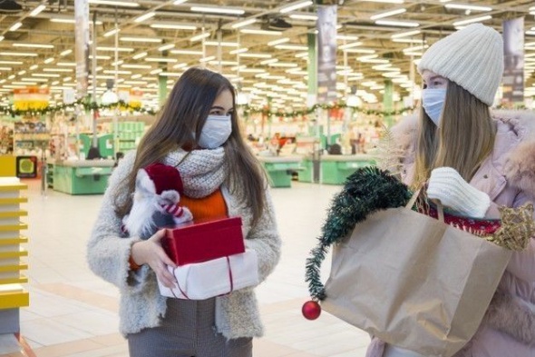 Как мир будет ограничивать Рождество и&nbsp;Новый год из-за пандемии