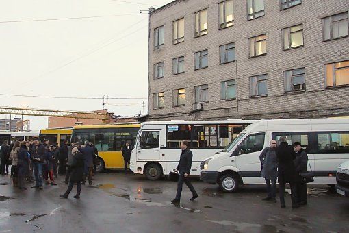 Перспективы работы предприятий общественного автотранспорта в 2015 году обсудили с участием вице-губернатора И.Н.Албина в Колпино