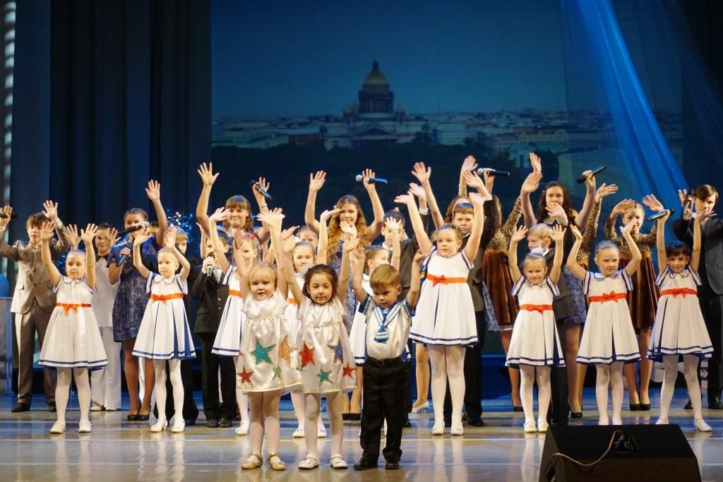 Студии эстрадной песни «Маленькие звездочки» исполнилось 20 лет