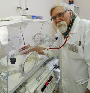 Колпинскому айболиту 70 лет