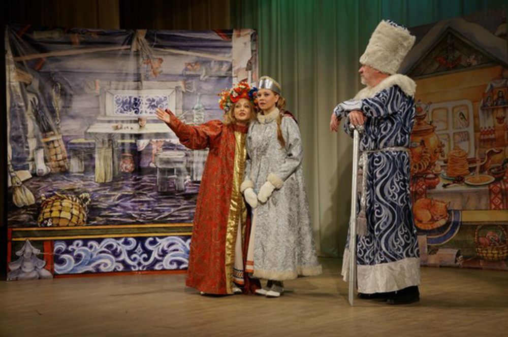 Завершился показ спектакля "Снегурочка" в исполнении Театра "Новое Поколение"