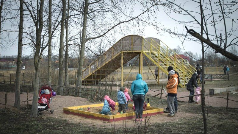 Депутаты предложили отменить строительство храма на месте хоккейной коробки в Металлострое Депутаты предложили отменить строительство храма на месте хоккейной коробки в Металлострое