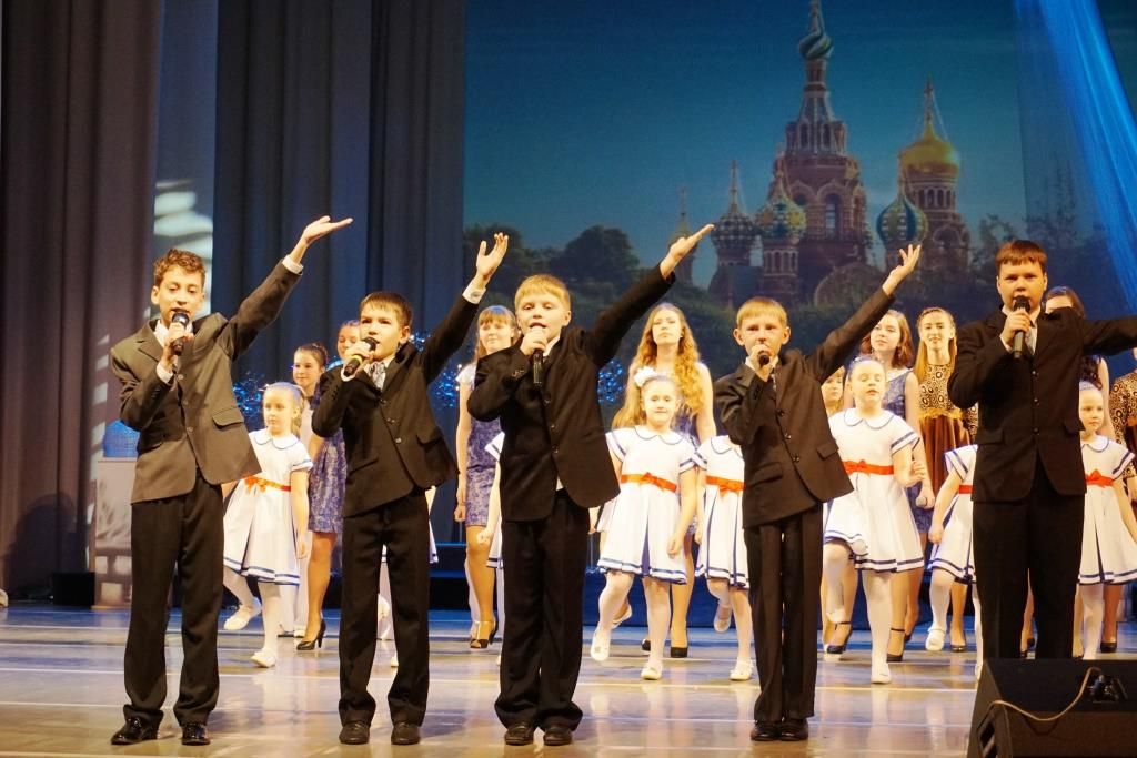 Студии эстрадной песни «Маленькие звездочки» исполнилось 20 лет