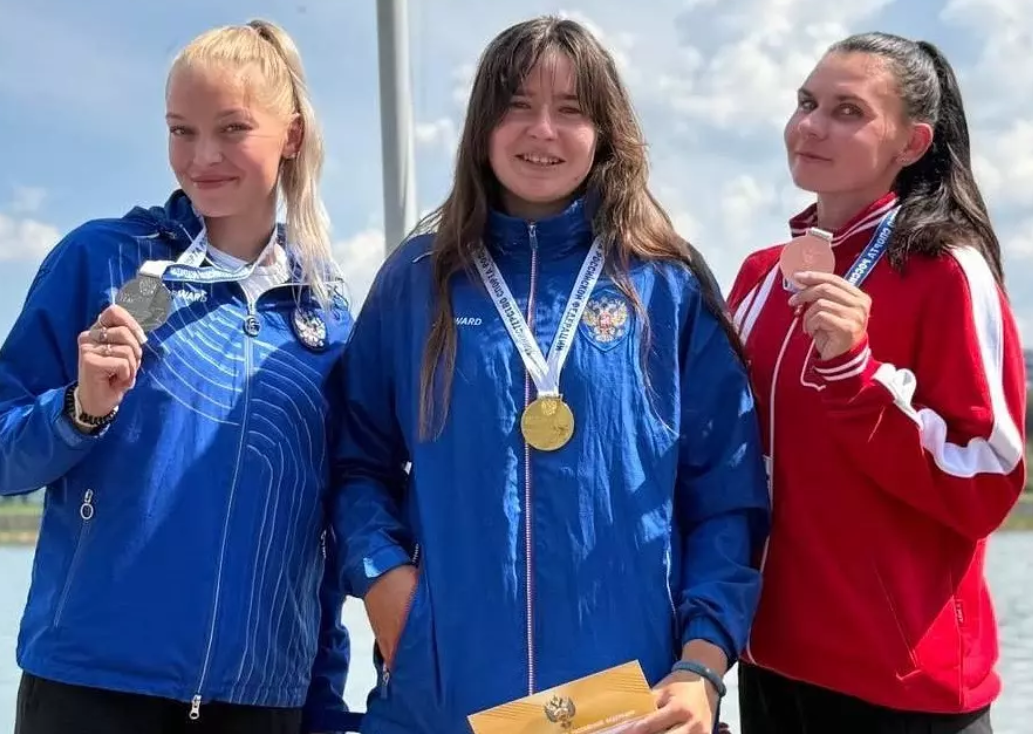 Колпинская спортсменка стала призером чемпионата России по гребле на байдарках и каноэ в марафоне