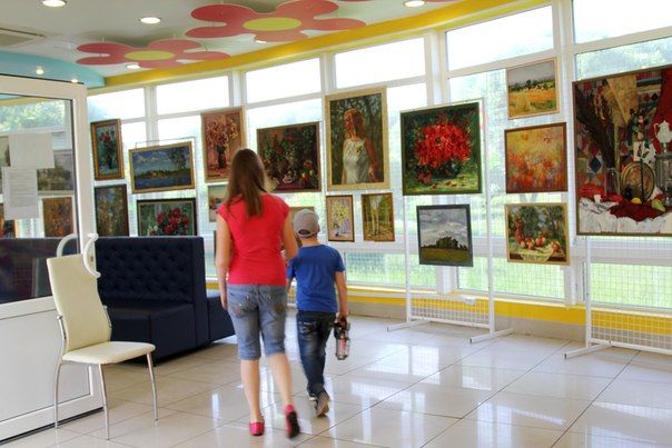 Открылся выставочный зал объединения колпинских художников «Талант»