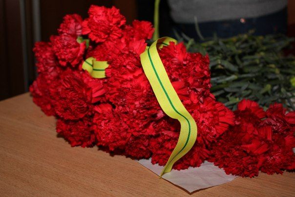 &quot;Подвигу твоему жить в веках...&quot;