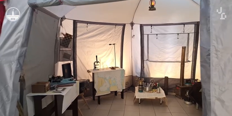 В школе № 621 открылась экспозиция «Северный полюс‑621»