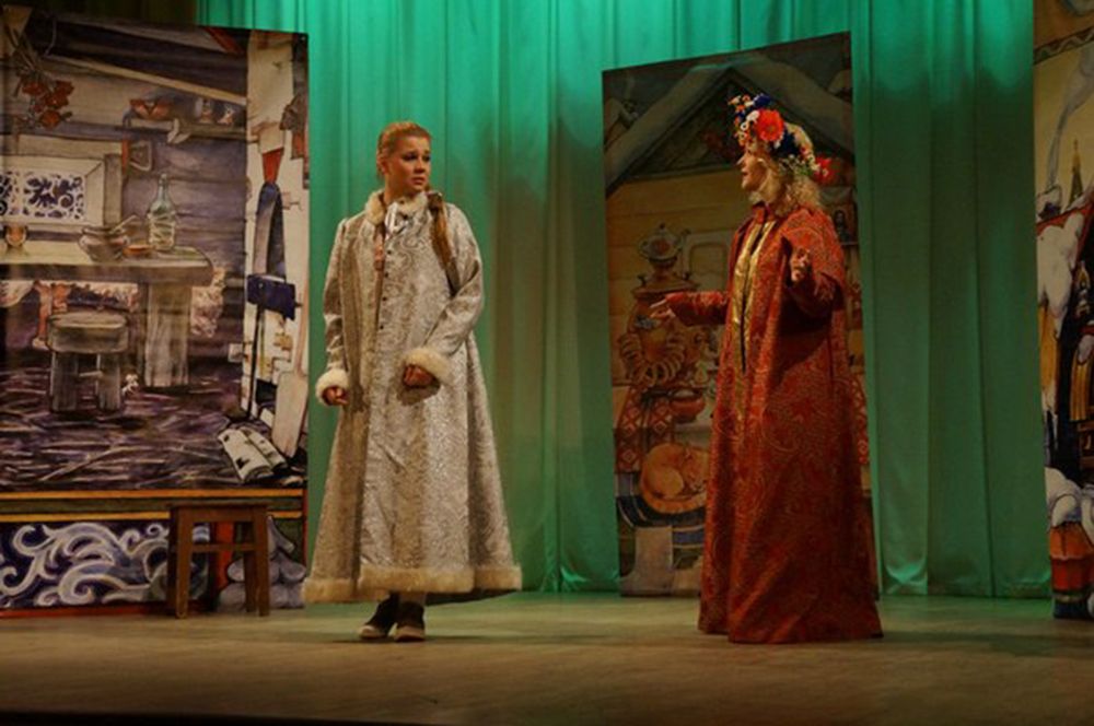 Завершился показ спектакля "Снегурочка" в исполнении Театра "Новое Поколение"