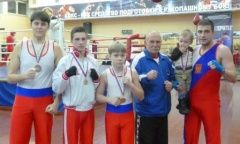 Медальный «звездопад» колпинской команды по савату на Кубке России