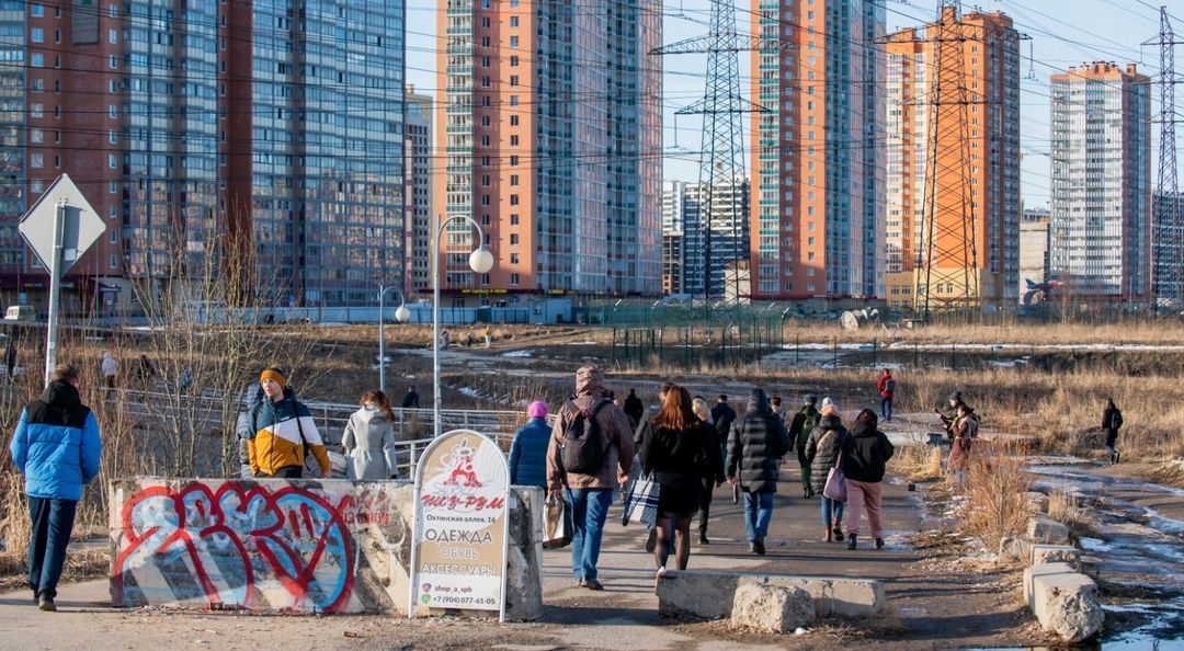 Город для богатых: разница цен на жильё в Петербурге и Ленобласти достигла рекорда