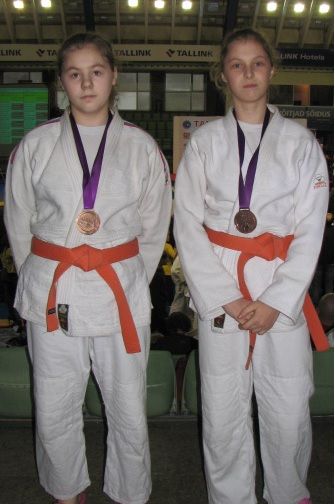 Колпинские спортсменки взяли бронзу на соревнованиях по дзюдо в Таллинне