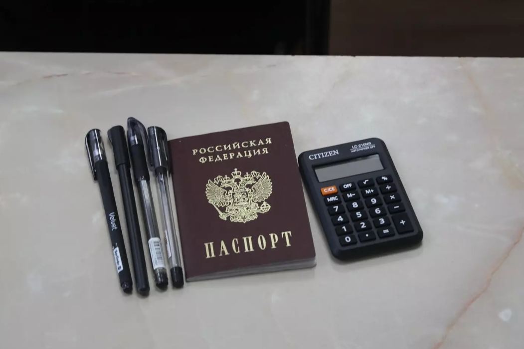 Три выпускницы Колпинского района получили 100 баллов на ЕГЭ