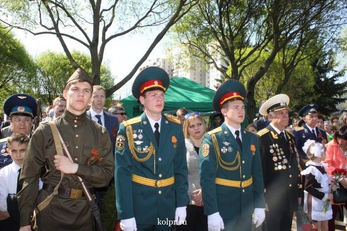 ФОТО: Торжественный митинг у стелы