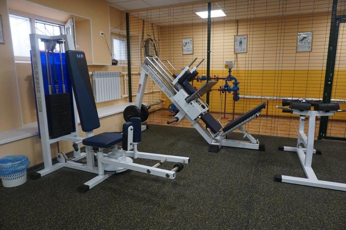 В Центре содействия семейному воспитанию № 9 Колпинского района появился современный тренажерный зал