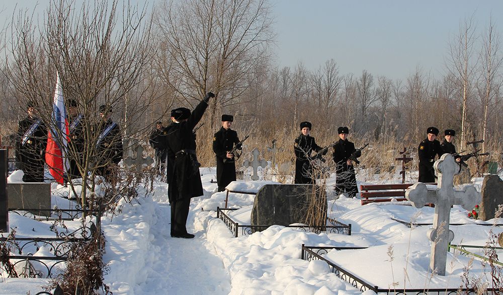 15 февраля – юбилей вывода Советских войск из Афганистана. Воинских почестей погибшим воинам отдано не будет. Но в Колпине к каждой могиле придут братья по оружию