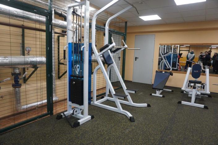 В Центре содействия семейному воспитанию № 9 Колпинского района появился современный тренажерный зал