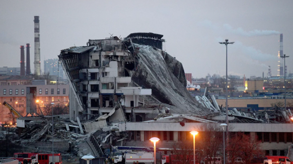 Губернатор прокомментировал обрушение крыши СКК «Петербургский»