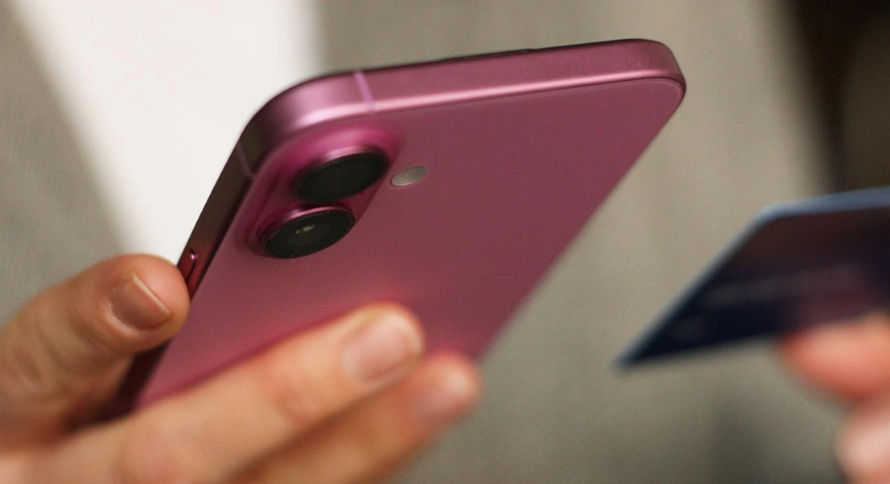 Петербуржцам советуют указывать назначение денежных переводов в преддверии Нового года