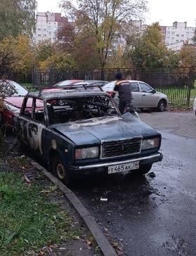 За поджог «Жигулей» пенсионерки в Колпино задержали опасного соседа За поджог «Жигулей» пенсионерки в Колпино задержали опасного соседа