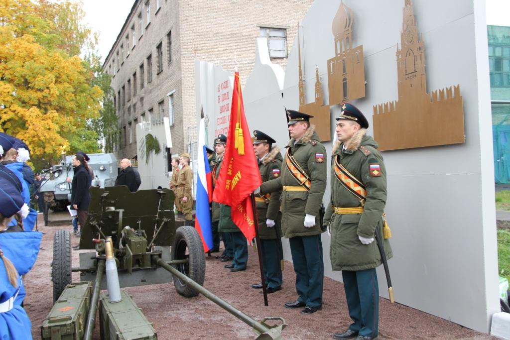 В Колпино открыли памятник герою Великой Отечественной войны Николаю Сиротинину