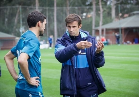 Вслед за игроками «Зенита» на сокращение зарплат согласились тренеры и руководители клуба