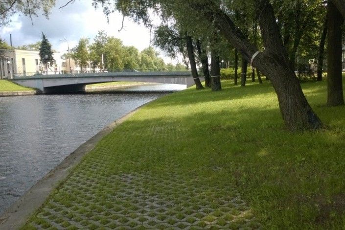 Капитальный ремонт сквера на Красной улице завершен на пять месяцев раньше срока