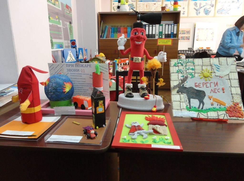 В Колпинском районе Санкт-Петербурга прошел финал районного этапа городского конкурса «Безопасность глазами детей»