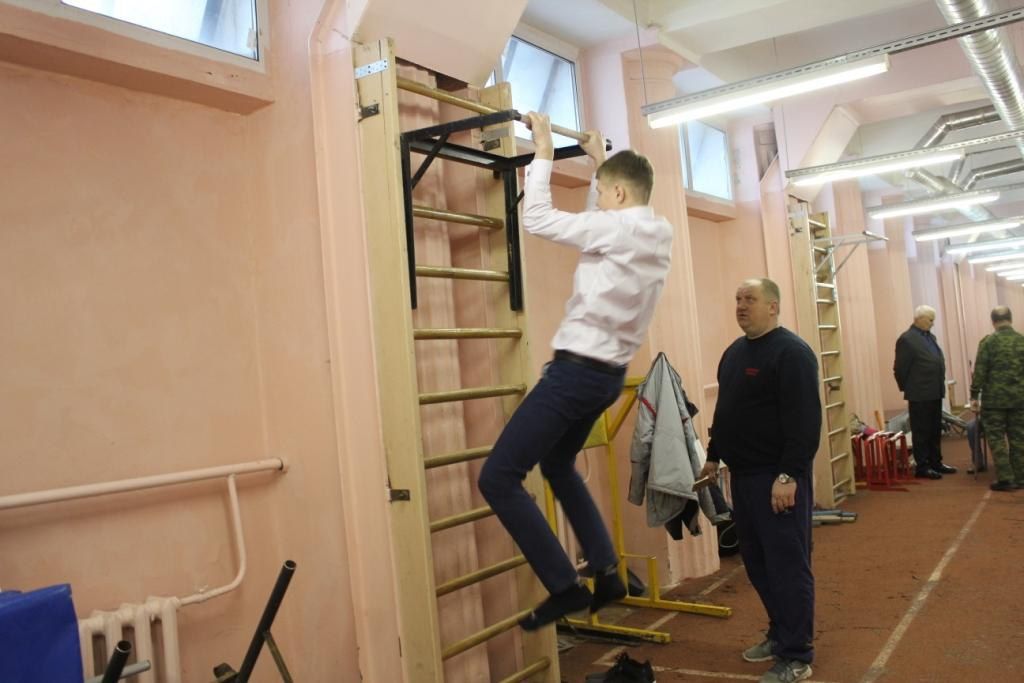 В Колпино прошли соревнования по военно-спортивному многоборью 