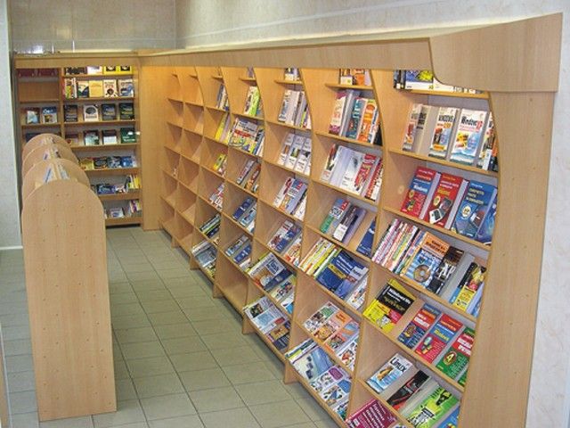 30 апреля Дом молодежи «Колпинец»  реализует проект «Книжный Полк на Оборонной». 