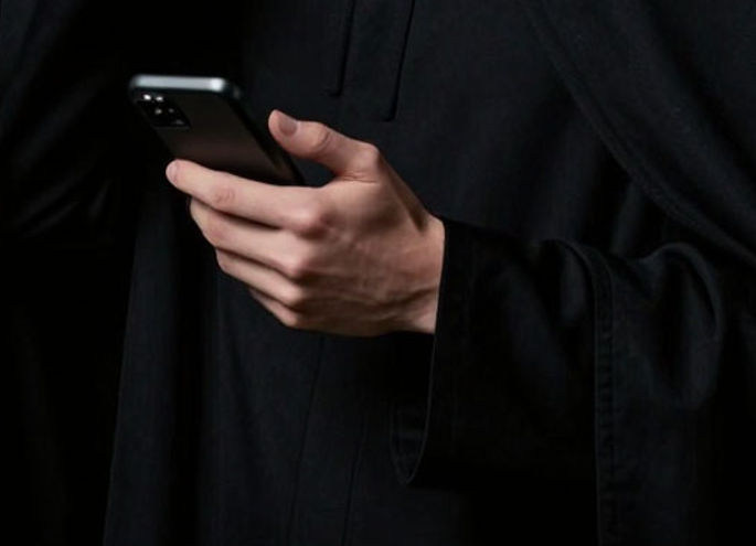 Колпинская 99-летняя пенсионерка отдала мошенникам 450 тысяч рублей