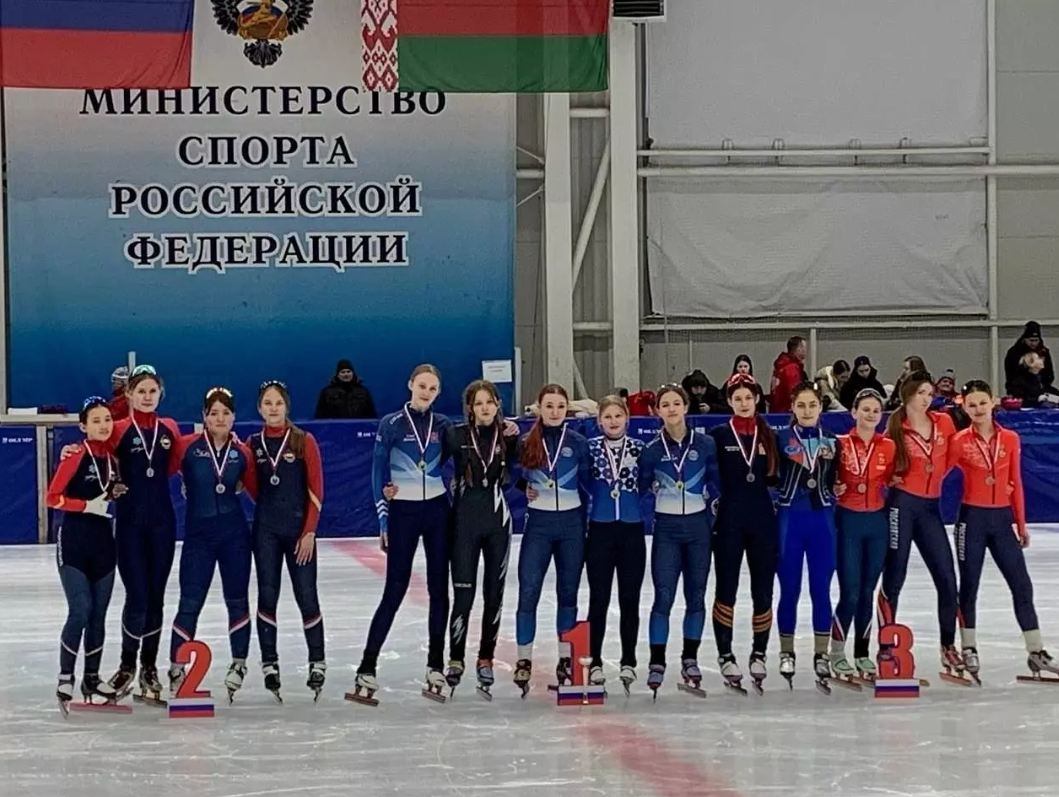 Шорт-трекисты из Колпино стали призерами межрегиональных соревнований