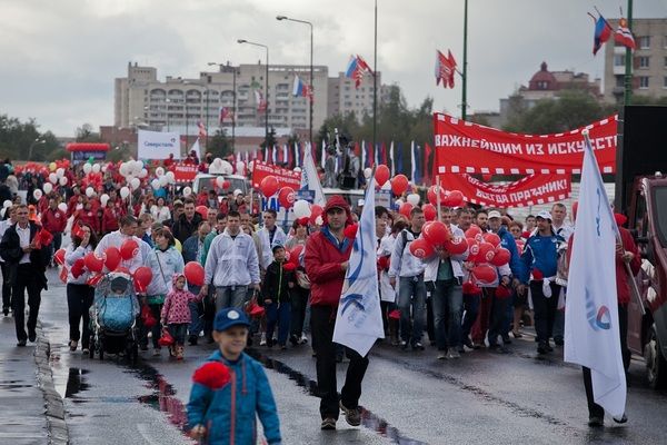 Жители Колпино отметили 294-ю годовщину со дня основания города
