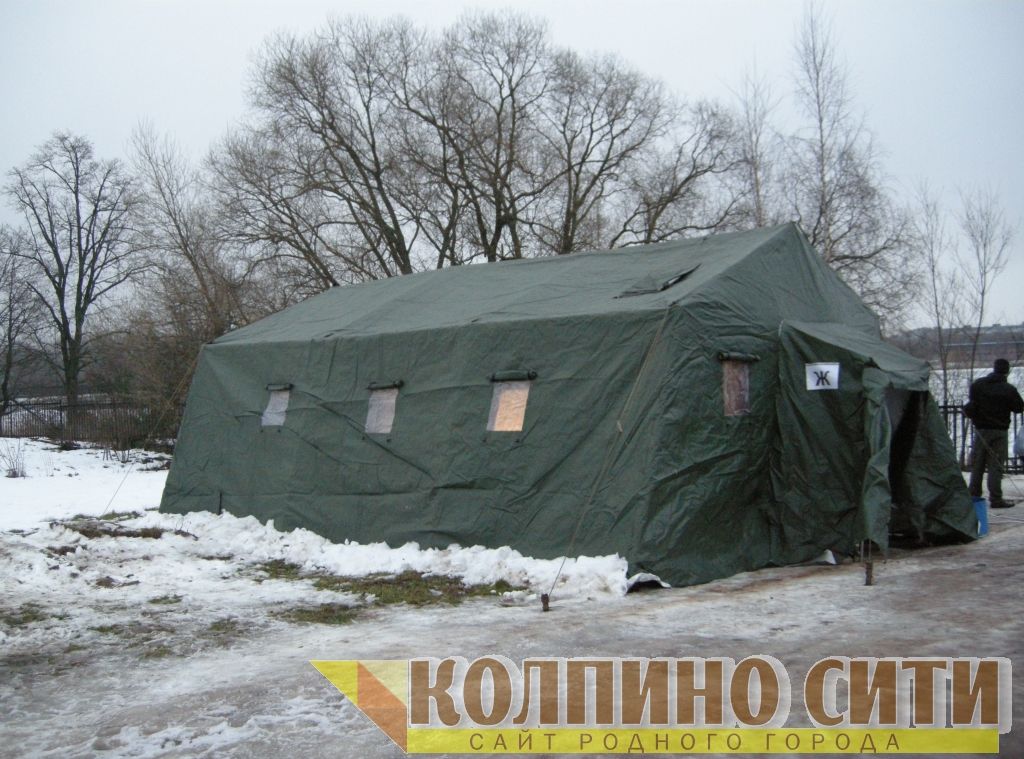 Крещенское &quot;моржевание&quot; у Свято-Троицкого собора