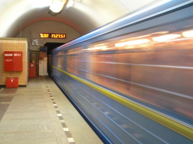 Систему распознавания лиц установят на 14 станциях петербургского метрополитена