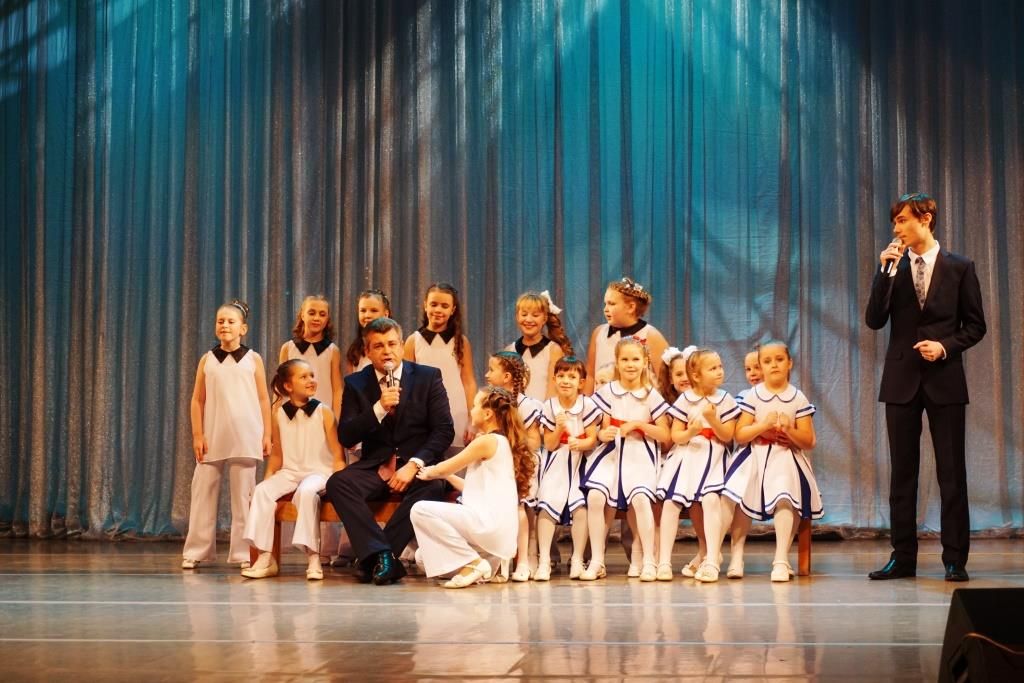 Студии эстрадной песни «Маленькие звездочки» исполнилось 20 лет