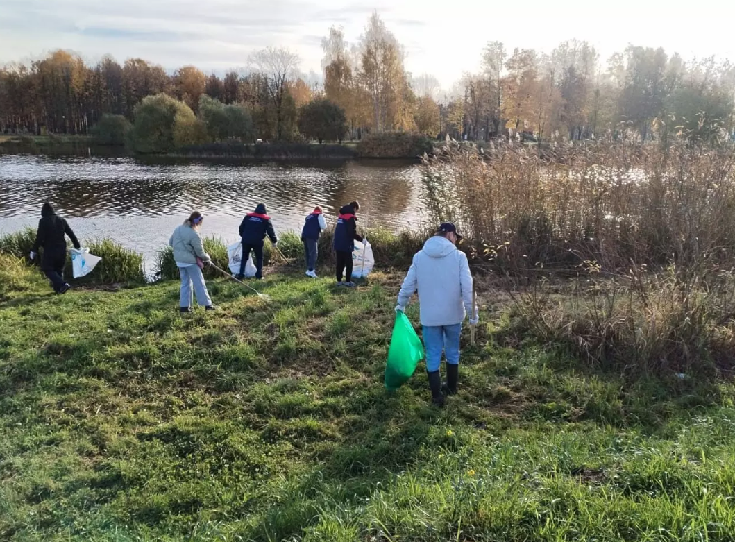 Всероссийскую акцию «Вода России» провели в Колпинском районе