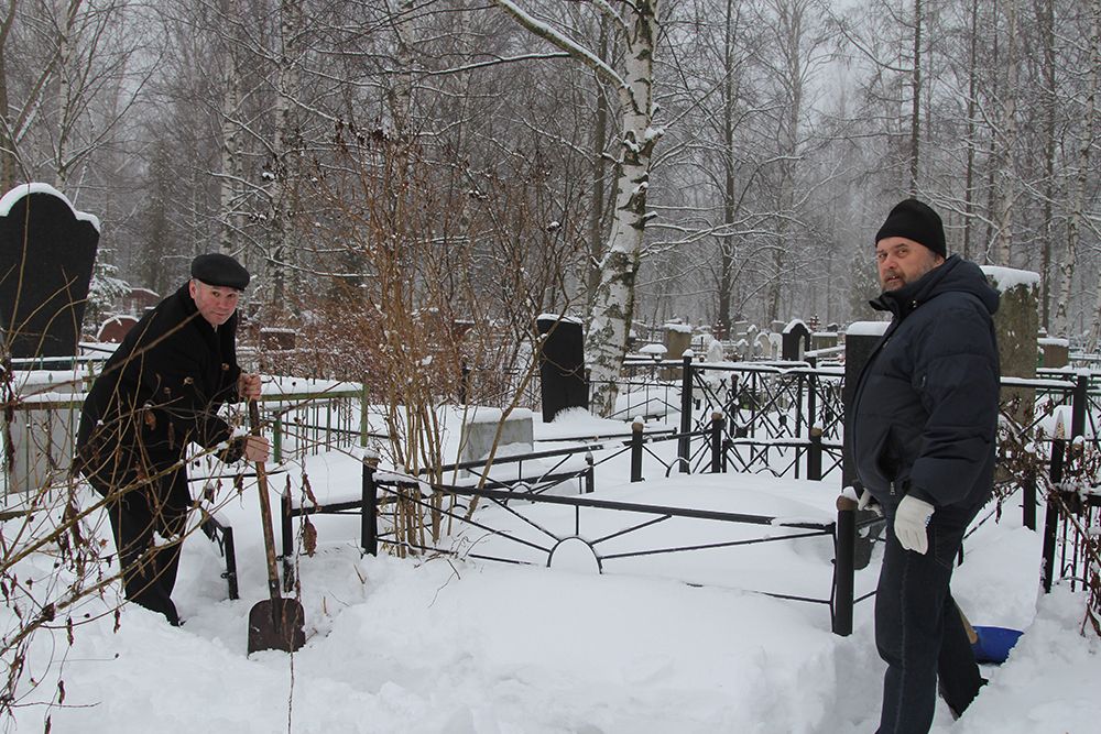 15 февраля – юбилей вывода Советских войск из Афганистана. Воинских почестей погибшим воинам отдано не будет. Но в Колпине к каждой могиле придут братья по оружию