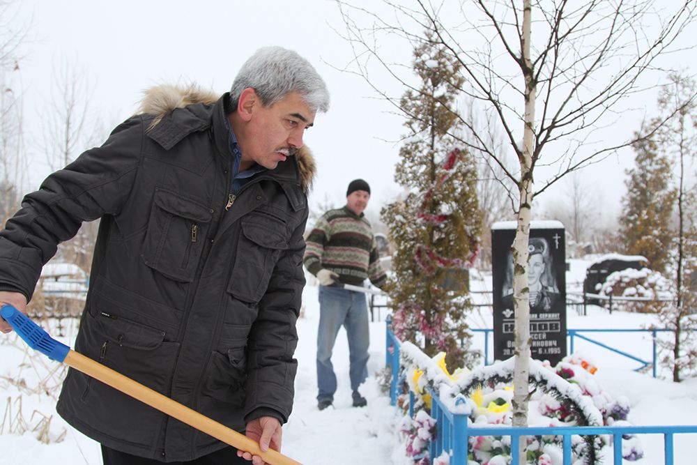 15 февраля – юбилей вывода Советских войск из Афганистана. Воинских почестей погибшим воинам отдано не будет. Но в Колпине к каждой могиле придут братья по оружию