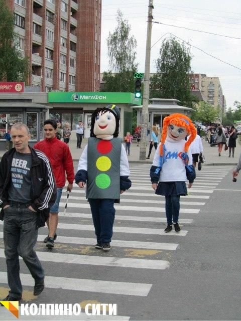 В Колпино прошла акция по предотвращению нарушений среди пешеходов и велосипедистов В Колпино прошла акция по предотвращению нарушений среди пешеходов и велосипедистов