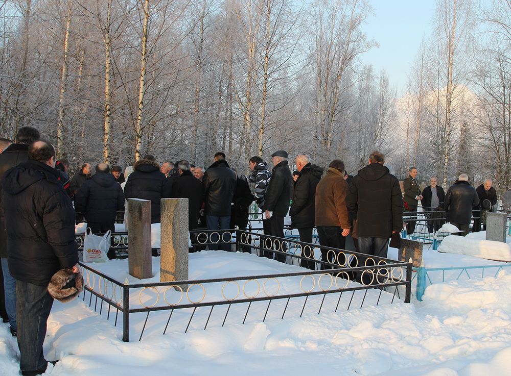 15 февраля – юбилей вывода Советских войск из Афганистана. Воинских почестей погибшим воинам отдано не будет. Но в Колпине к каждой могиле придут братья по оружию