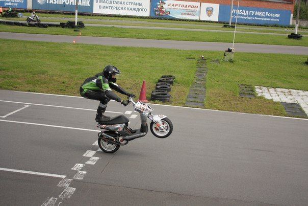 Результаты 3 этапа Чемпионата СПб по гонкам на скутерах и питбайках в Колпино 28.07.2013
